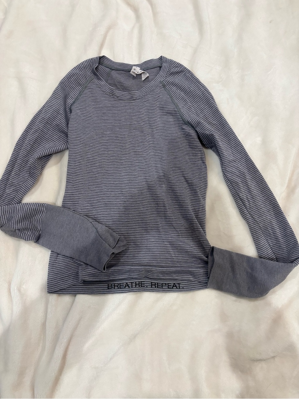 Lululemon Swiftly Tech long sleeved shirt